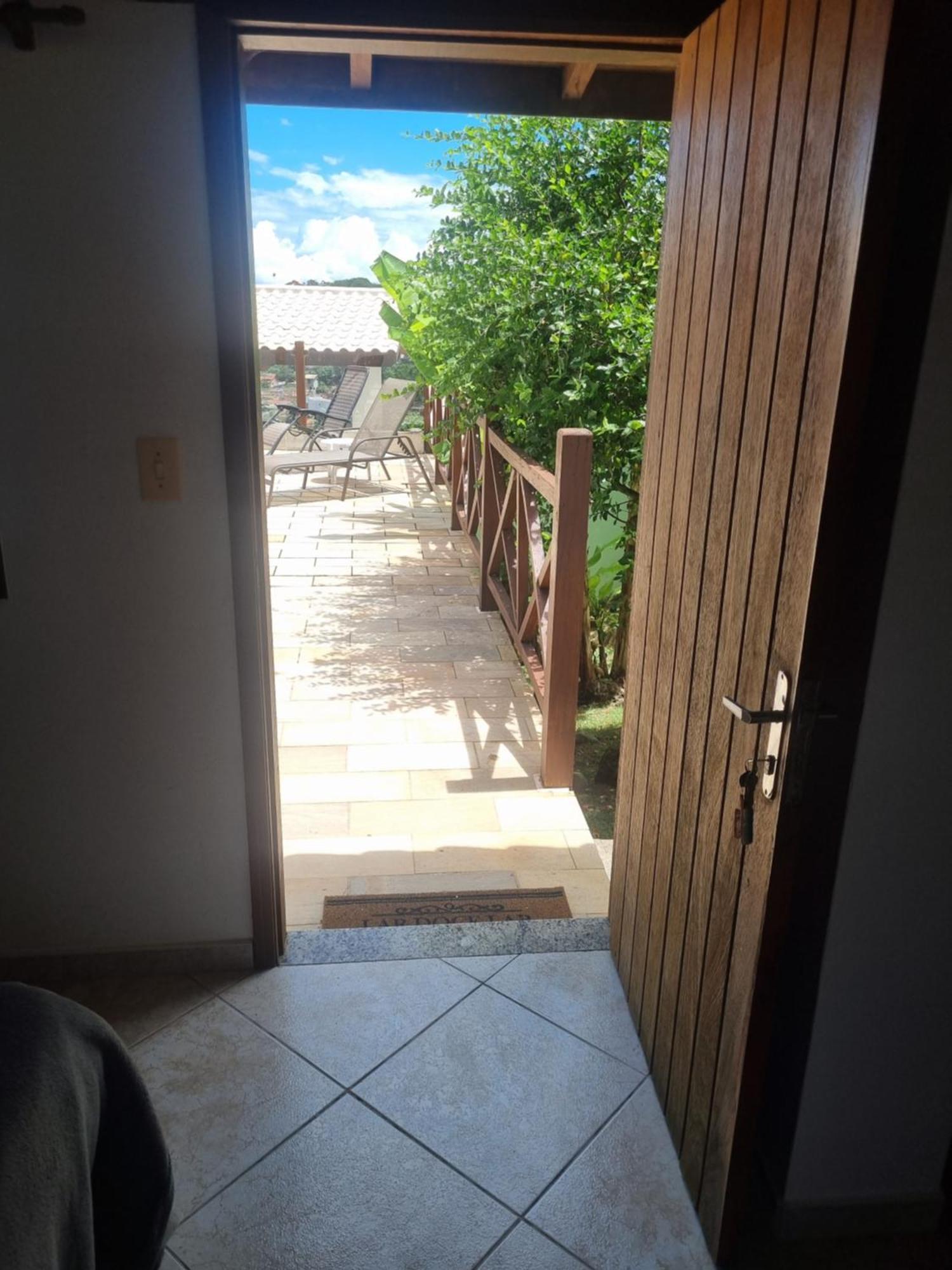 Chales E Suite Ilhabela Habitación foto