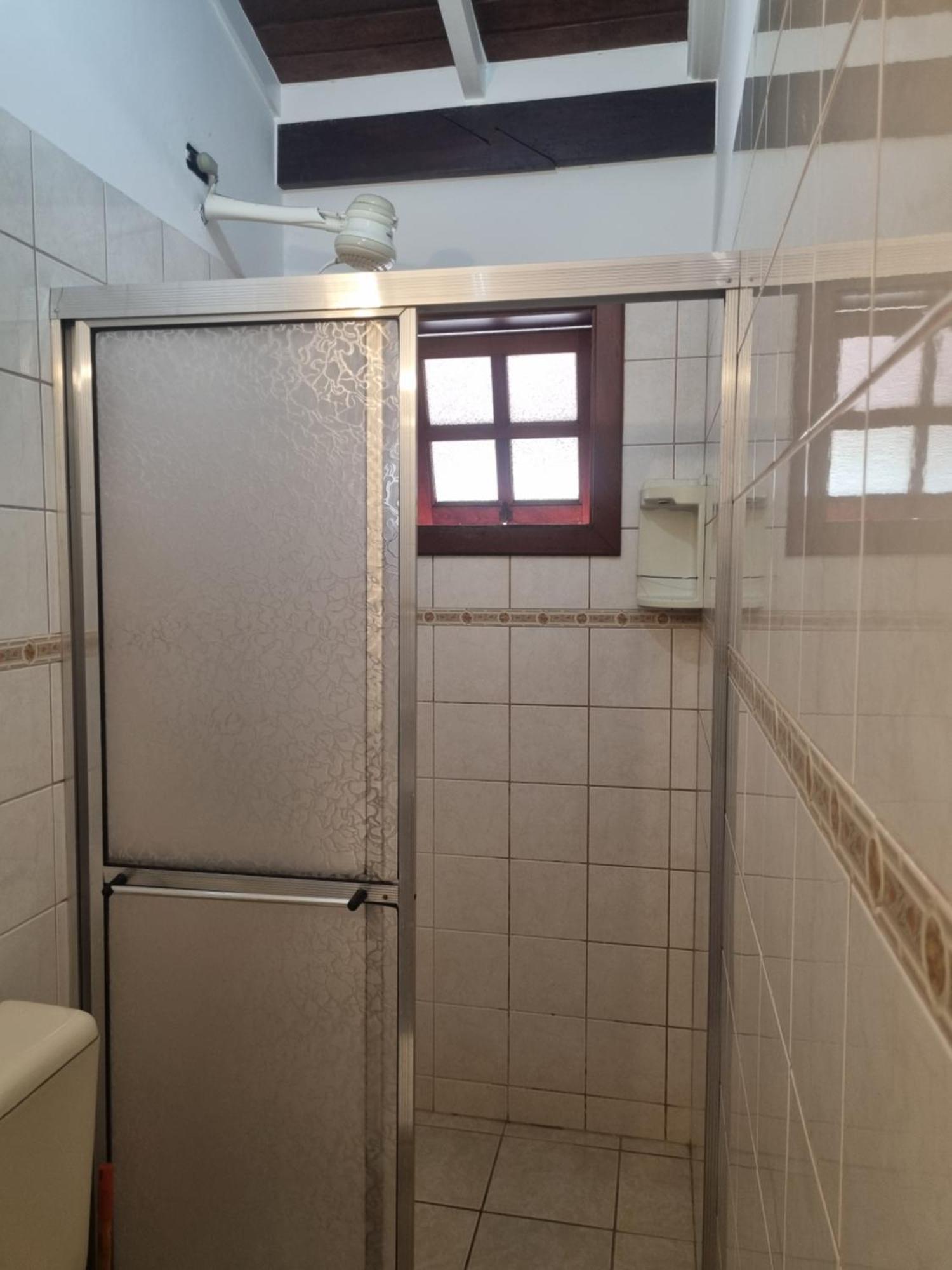 Chales E Suite Ilhabela Habitación foto