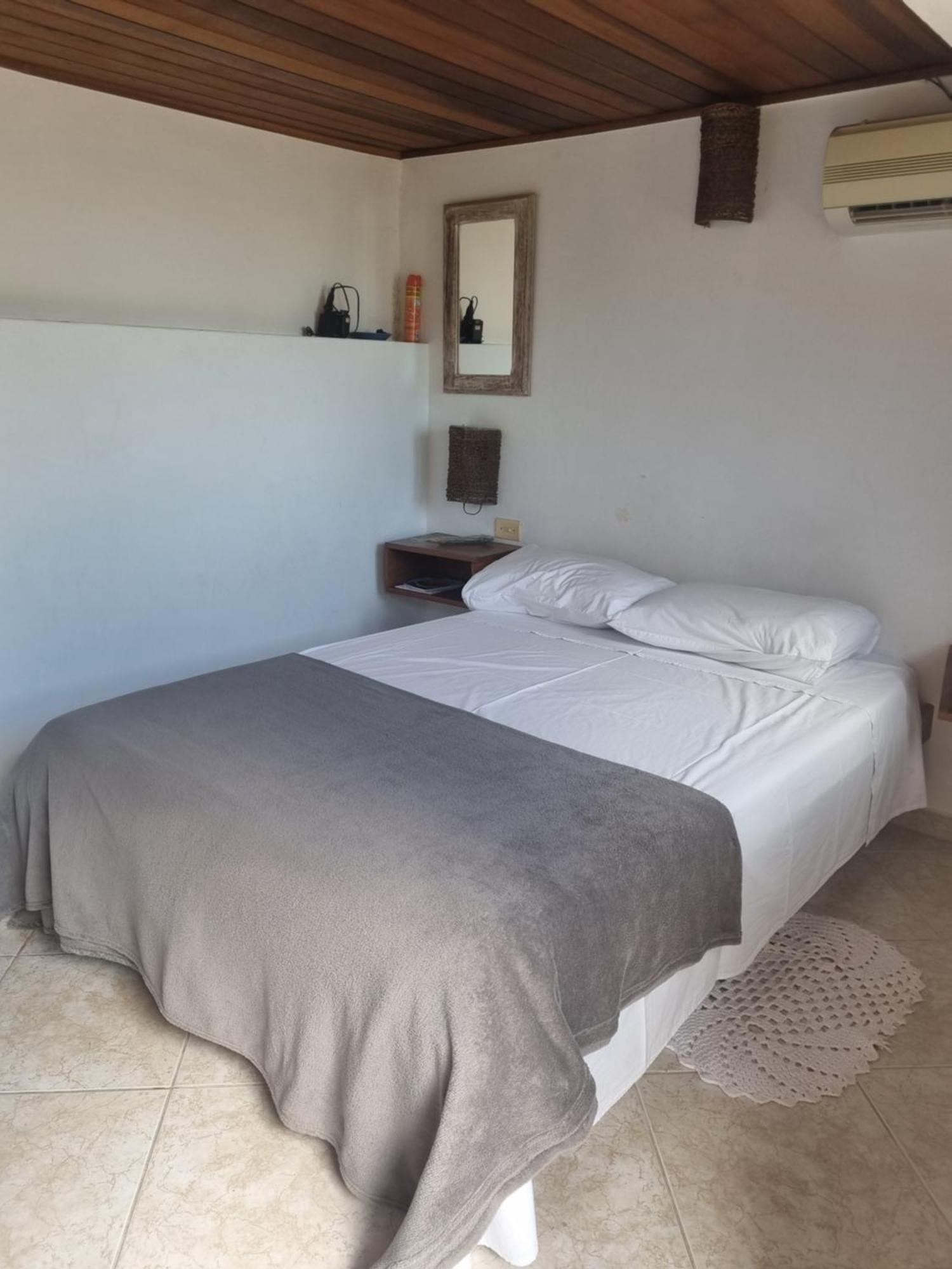 Chales E Suite Ilhabela Habitación foto